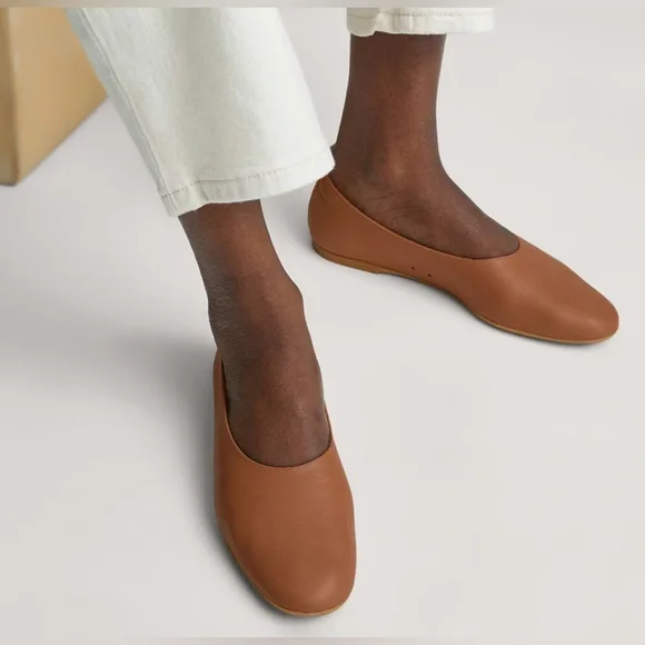 NEW Everlane The Day Glove Narrow Fit Toasted Almond Women’s Ballet Flats 8.5 - Picture 1 of 6